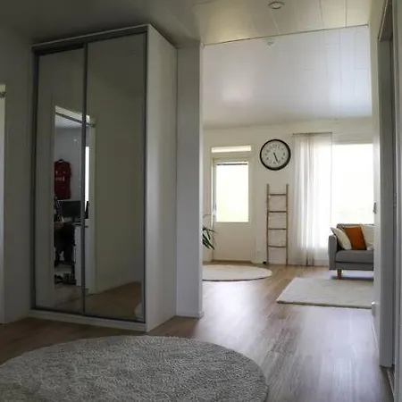 בית נופש Big Apartment, Near Santaclaus Village רובניימי
